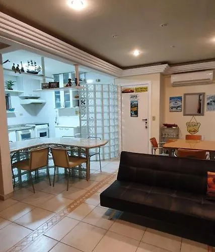 Cobertura Triplex Na Praia Da Enseada Guarujá